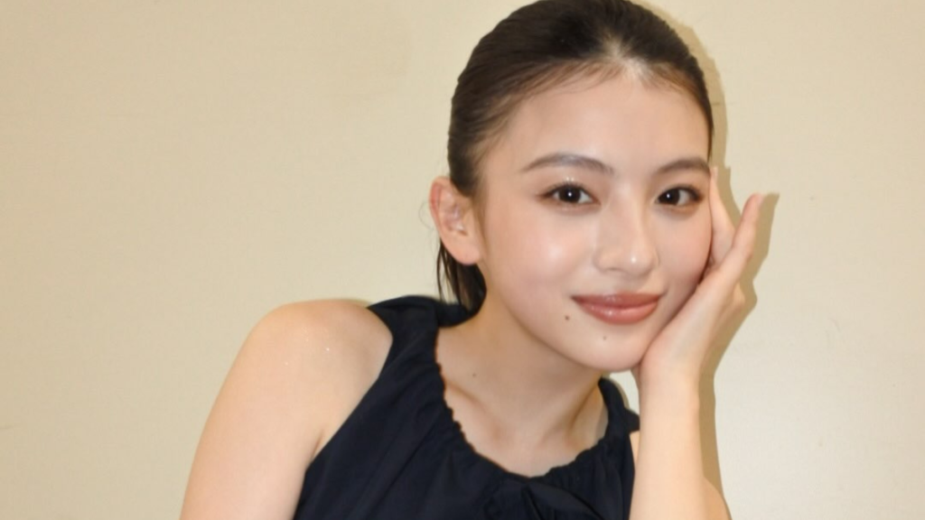 出口夏希の画像